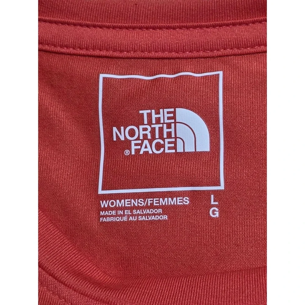 The North Face Women's Logo T-Shirt Coral Size Large
